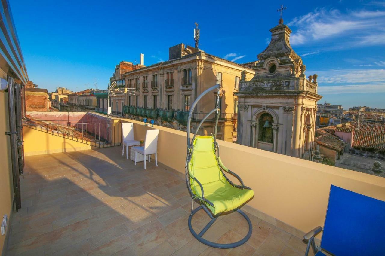 Sicily Wonderful Villa Bellini Catania Bagian luar foto