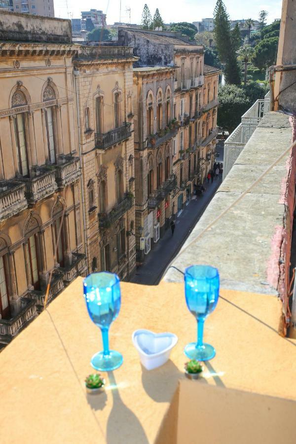 Sicily Wonderful Villa Bellini Catania Bagian luar foto