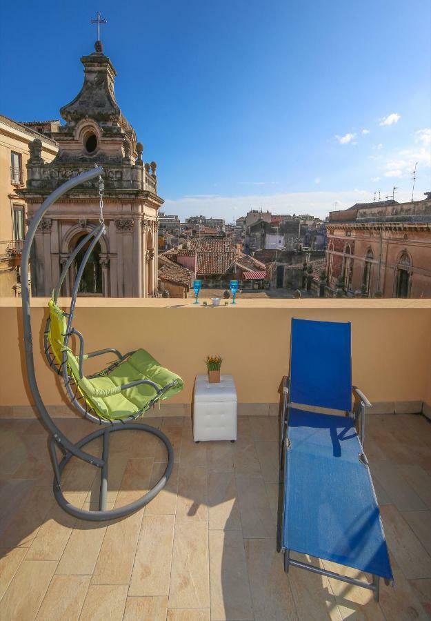 Sicily Wonderful Villa Bellini Catania Bagian luar foto